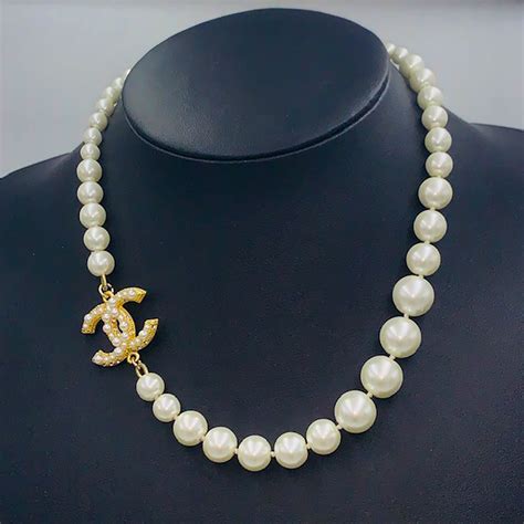 chanel pearl gold necklace|chanel pearl necklace vintage.